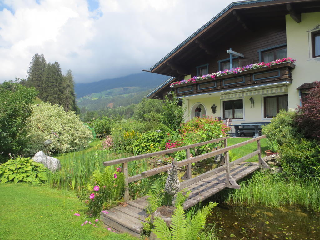 Gästehaus Scharler Neukirchen am Großvenediger Exterior foto